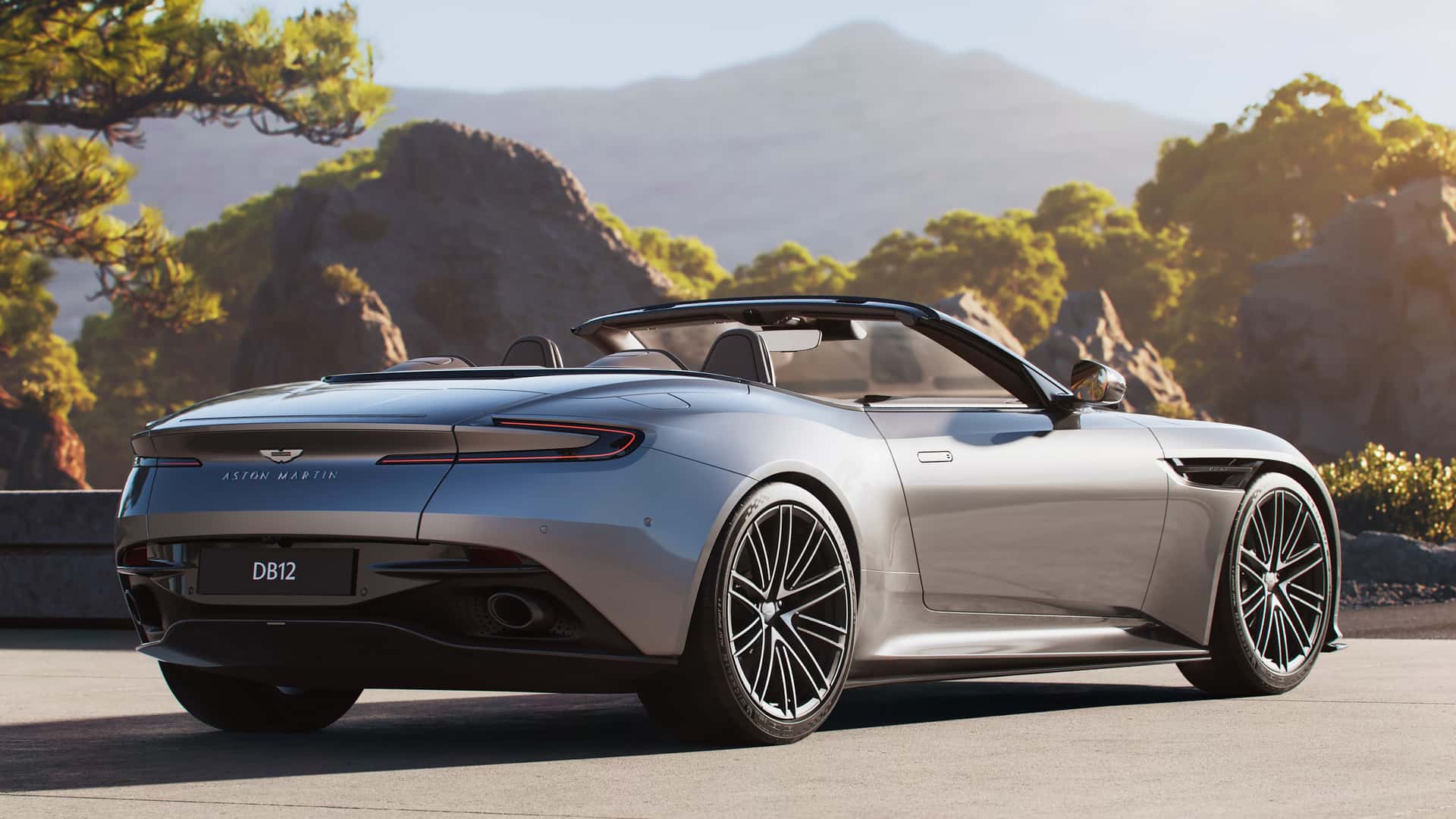 استون مارتین DB12 Volante