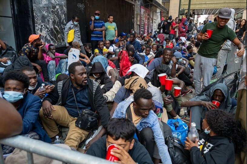 اسکان موقت مهاجر هتل روزولت آمریکا