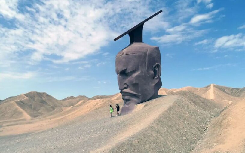 مجسمه ای  امپراتور "وو" چین