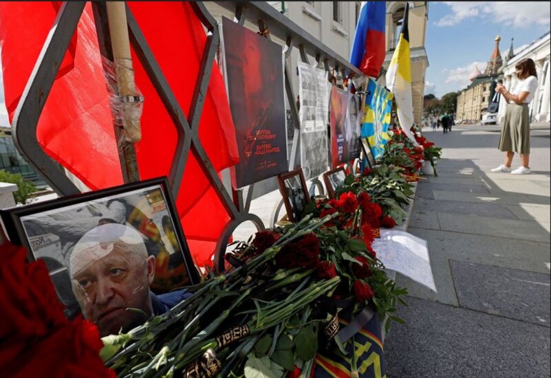 ادای احترام به رهبر گروه واگنر روسیه