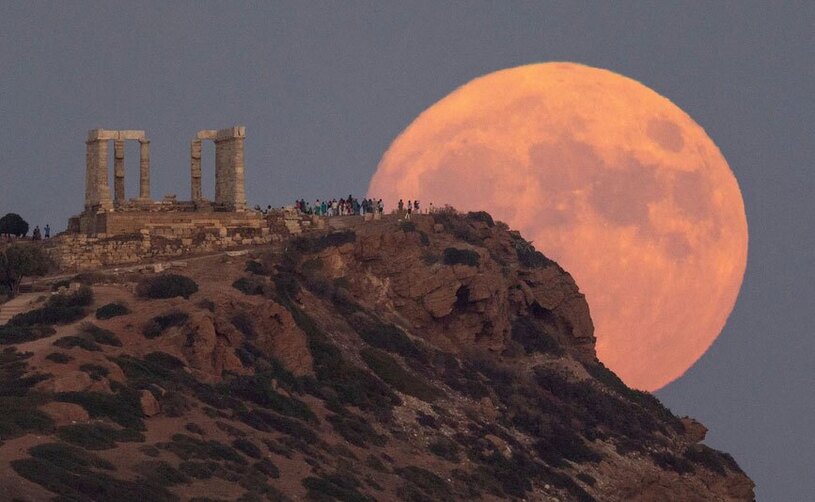 پدیده ابرماه کامل در شهر آتن یونان