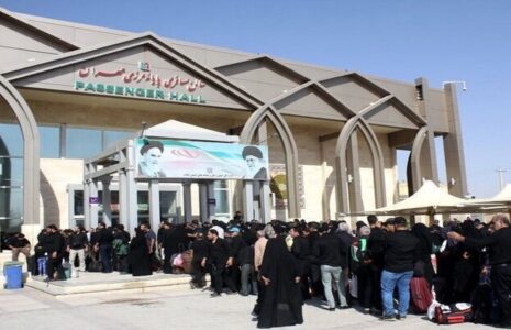 ازدحام در پایانه مرزی مهران/ فیلم