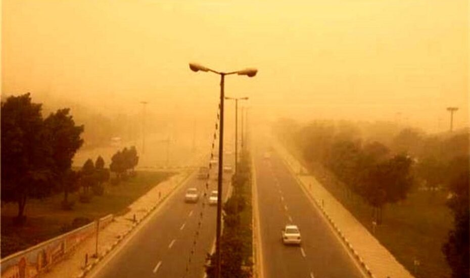 خیزش گرد و خاک در شرق کشور
