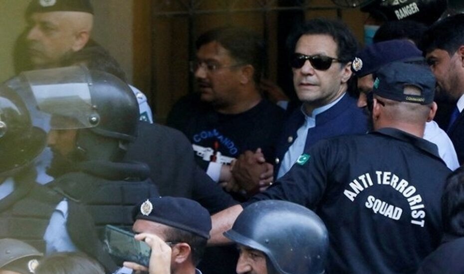دستور آزادی عمران خان