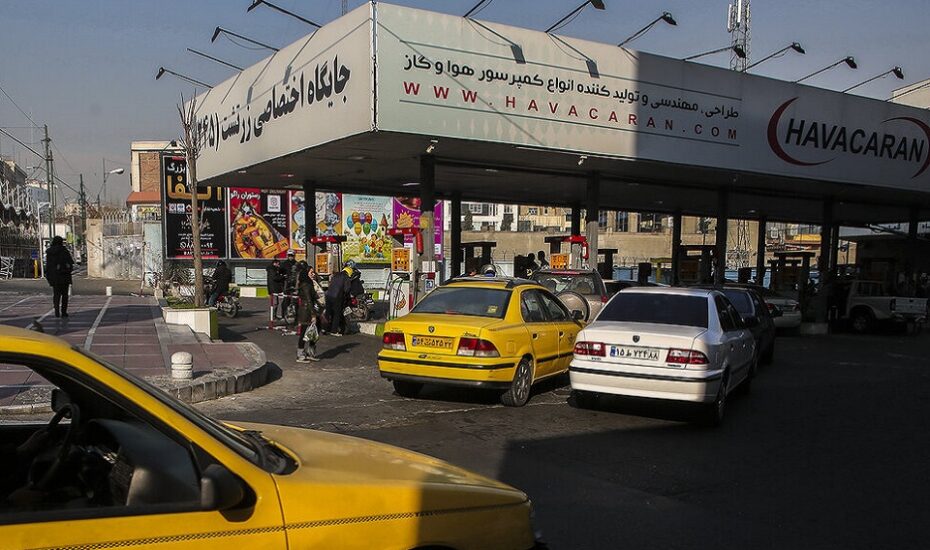 شایعات در خصوص بنزین صحت ندارد