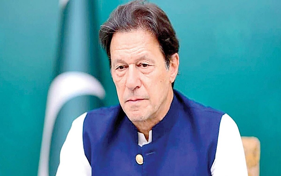 منع ۵ ساله فعالیت سیاسی برای عمران خان