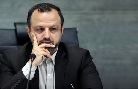 وزیر اقتصاد: فاصله درآمدی فقرا با ثروتمندان کم شد وزیر اقتصاد فاصله درآمدی فقرا با ثروتمندان