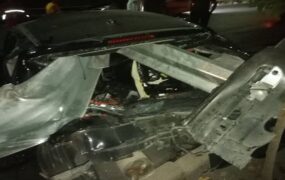 برخورد پژو با گاردریل