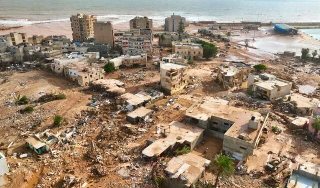 آواره شدن ۲۰ هزار نفر و خطر شیوع بیماری در سیل لیبی سیل لیبی