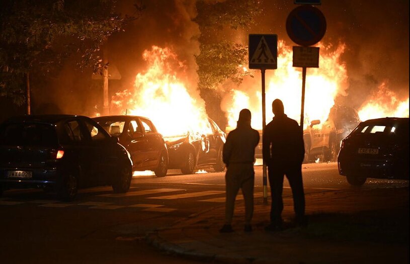 آتش زدن خودروها در شهر مالمو سوئد