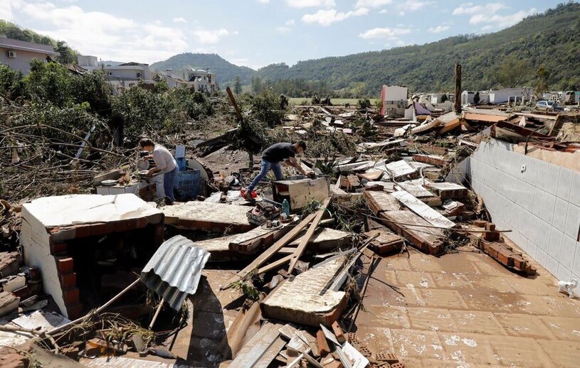 توفان فراگرمسیری برزیل