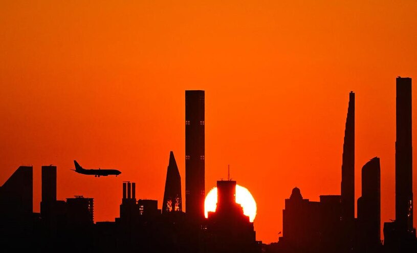 غروب آفتاب در محله منهتن نیویورک