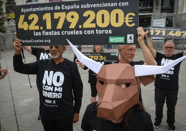 فعالان حقوق حیوانات در شهر مادرید 