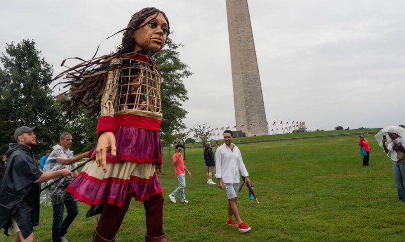 "امل" (عروسک نماد پناهجویان سوریه ای