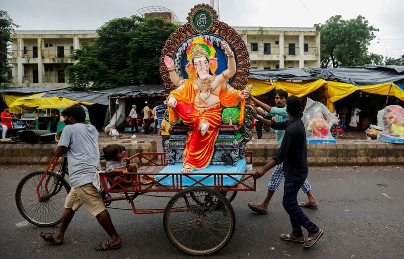 دیدنی های امروز؛ از نشست سالانه سازمان ملل تا جشنواره سالانه هندوها حمل مجسمه خدای "گانش" در جشنواره آیینی هندوها
