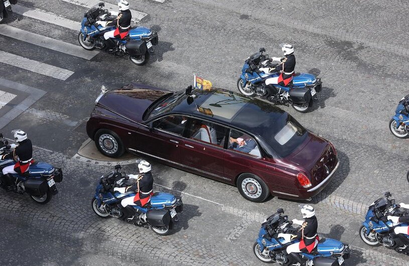 دیدنی های امروز؛ از نشست سالانه سازمان ملل تا جشنواره سالانه هندوها تظاهرات مردم ناپل در اعتراض به طرح اصلاح یارانه های دولت