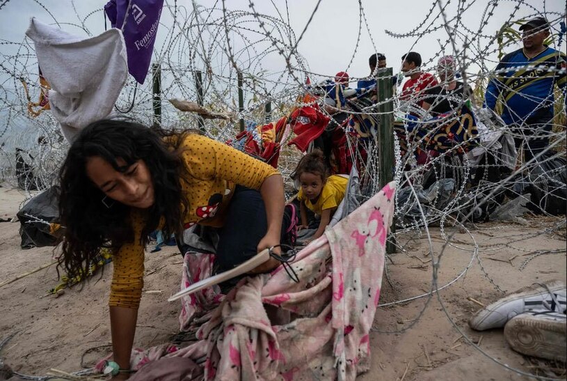 دیدنی های امروز؛ از خنثی کردن بمب جنگ جهانی دوم تا جشن میلاد نبی اسلام (ص) ورود پناهجویان به خاک ایالات متحده آمریکا