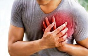 بروز علائم یک ماه قبل از حمله قلبی