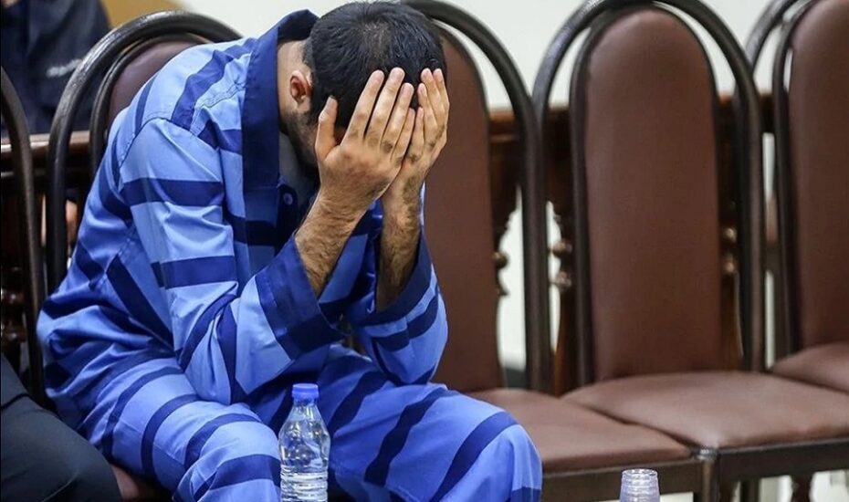 دانشجوی قلابی سرقت‌