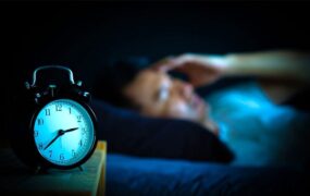 دلایل بیدار شدن در شب