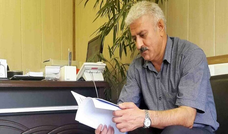شمس آقاجانی، شاعر و منتقد ادبی