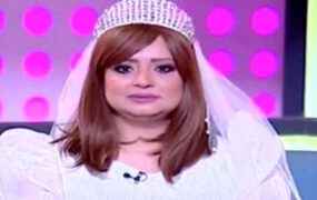 مجری زن تلویزیون