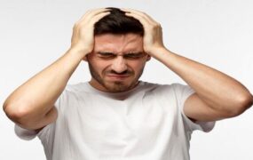 ۱۱ خوراکی موثر در پیشگیری از سردرد