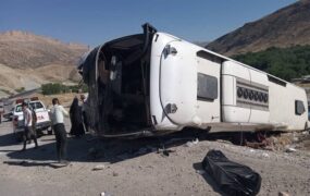 واژگونی اتوبوس