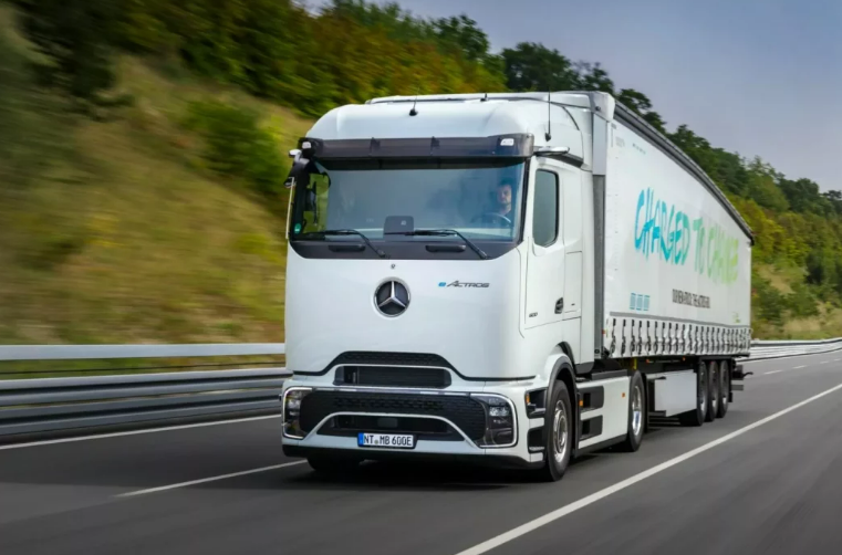  مرسدس eActros 600 