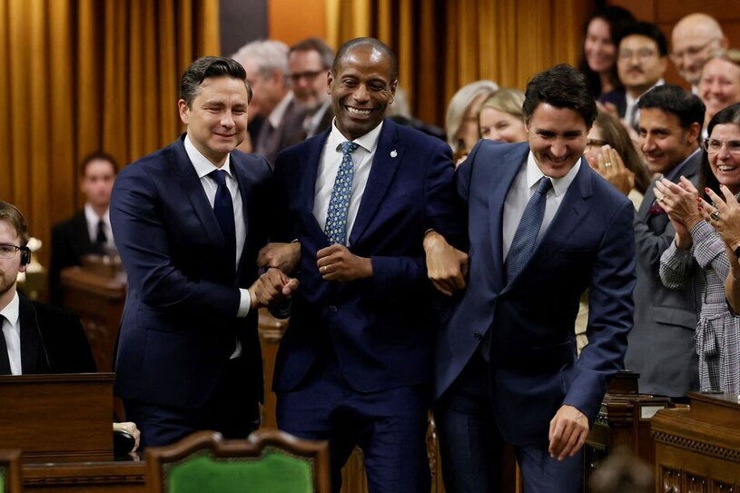 دیدنی های امروز؛ از دلفین های تلف شده برزیل تا کنفرانس سالانه حزب محافظه کار انگلیس انتخاب نخستین رییس رنگین پوست پارلمان کانادا