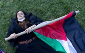 تظاهرات گروهی از دانشجویان در همبستگی با فلسطین
