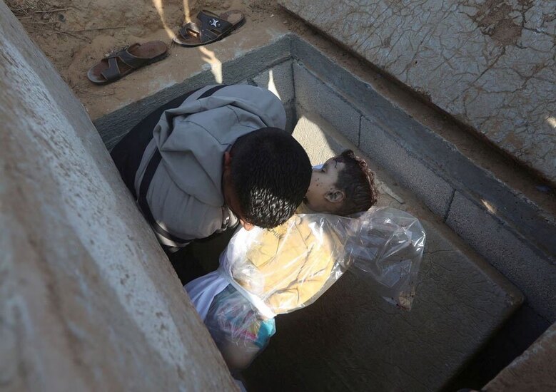 قربانیان حملات 2 هفته گذشته اسراییل به نوار غزه کودکان و جوانان