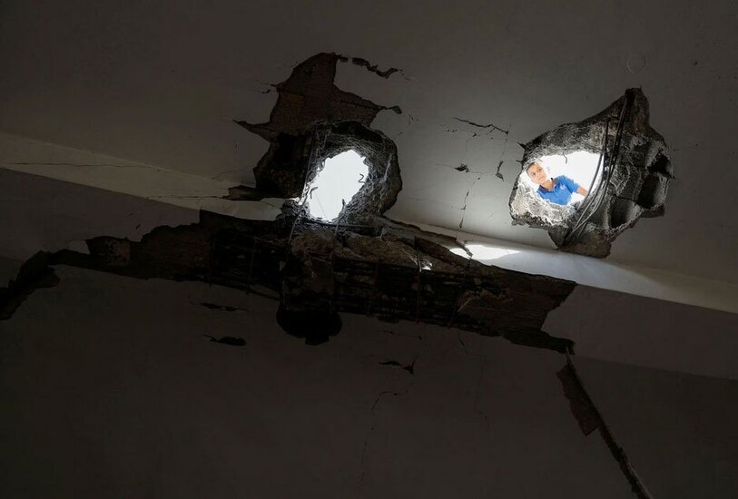 دیدنی های امروز؛ فاجعه انسانی در غزه حمله اسراییل به مسجدی در اردوگاه آوارگان فلسطینی