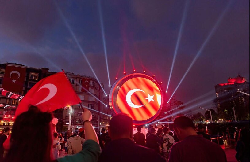 دیدنی های امروز؛ از صدسالگی جمهوری ترکیه تا تظاهرات علیه نسل کشی اسراییل در غزه جشن صدمین سالگرد استقرار نظام جمهوری در ترکیه