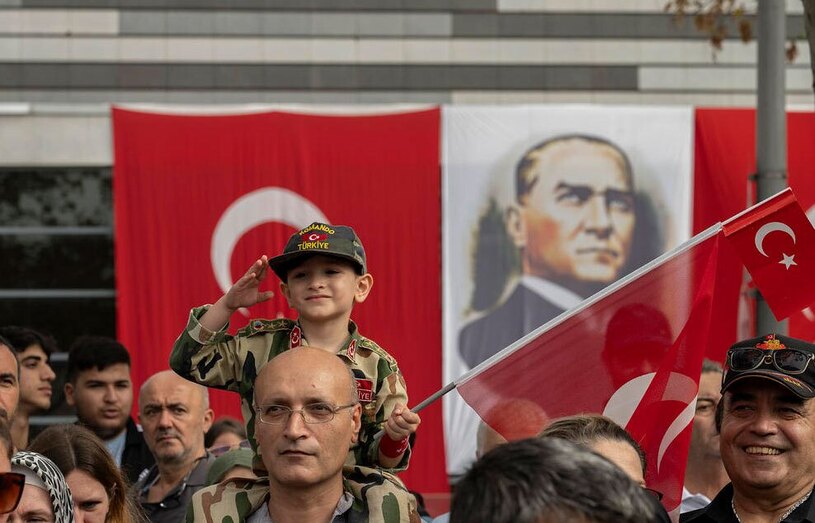 دیدنی های امروز؛ از صدسالگی جمهوری ترکیه تا تظاهرات علیه نسل کشی اسراییل در غزه جشن صدمین سالگرد استقرار نظام جمهوری در ترکیه