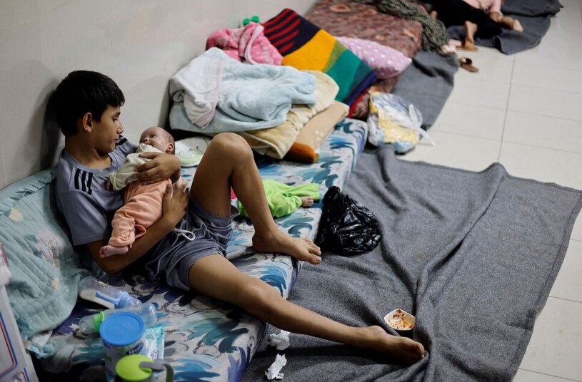 دیدنی های امروز؛ از جشن هالوین در دنیا تا وحشت هالوین در غزه پناه گرفتن آوارگان جنگی غزه در کلیسای ناصر