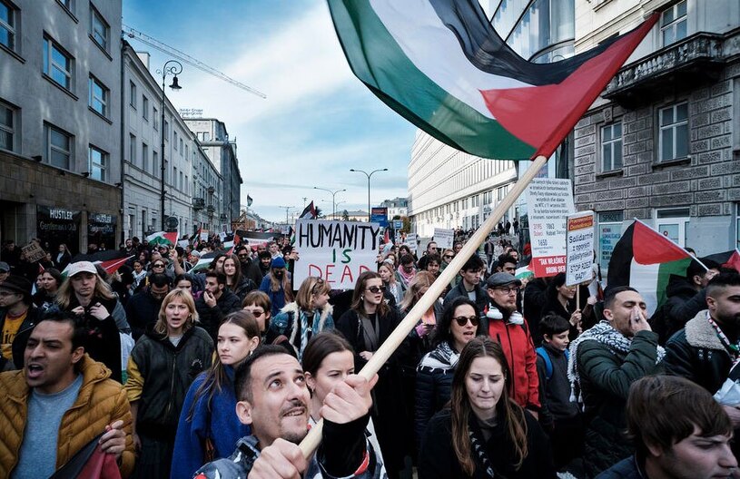 دیدنی های امروز؛ از جشن هالوین در دنیا تا وحشت هالوین در غزه حامیان فلسطین در ورشو لهستان