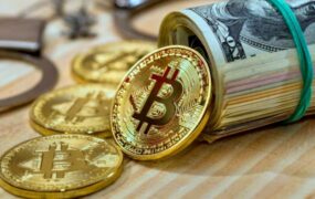 بیت‌کوین ۳۸ هزار دلار