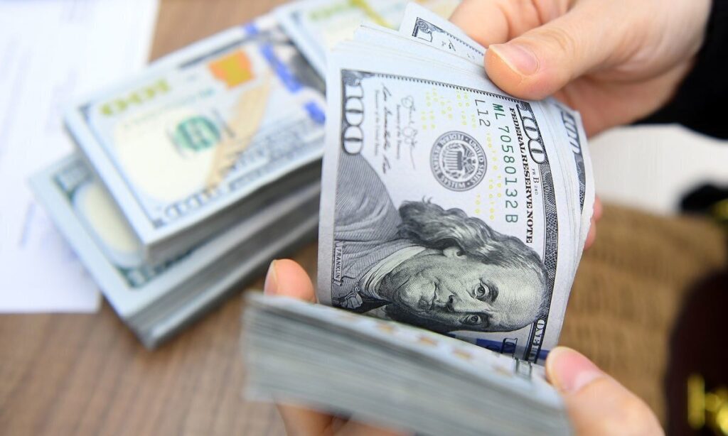 دلار به مرز حساس قیمتی رسید