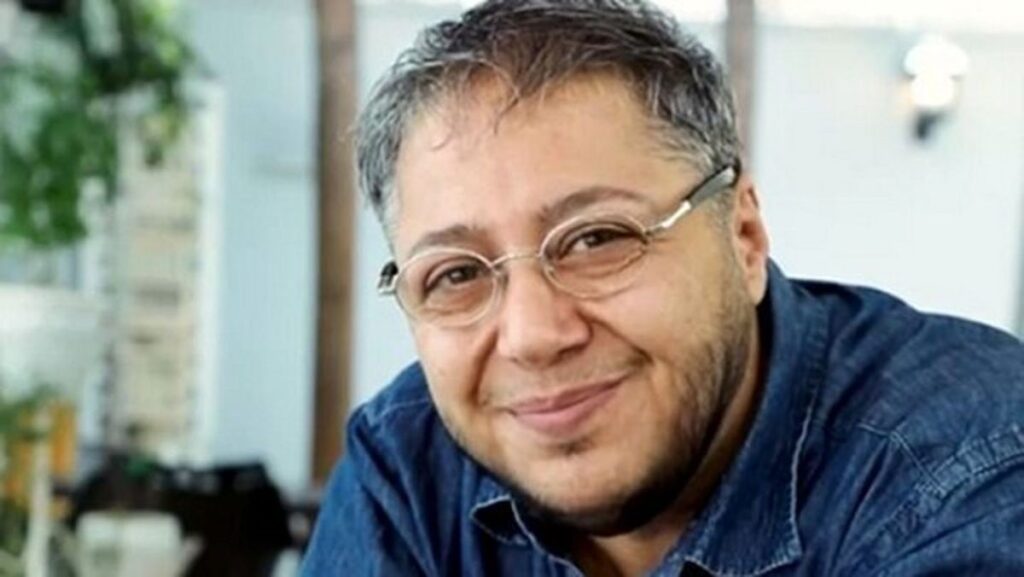 مازیار لرستانی در خانه نمایش دا