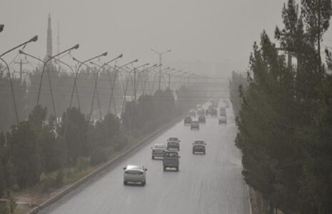 وزش باد شدید در نیمه‌جنوبی تهران