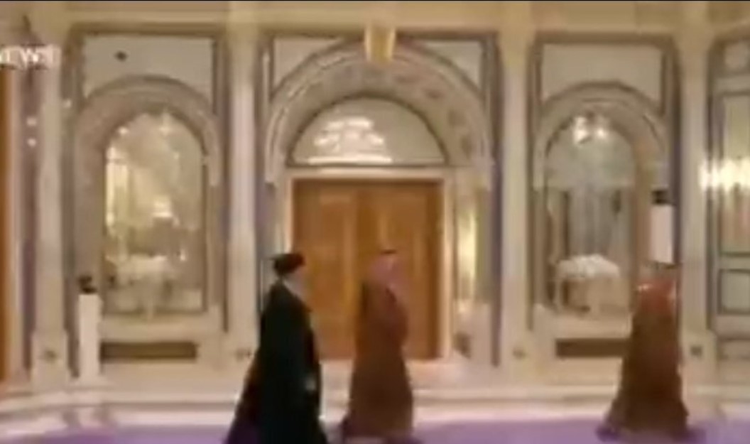 عبدالرضا داوری به اسقبال از رئیسی در عربستان