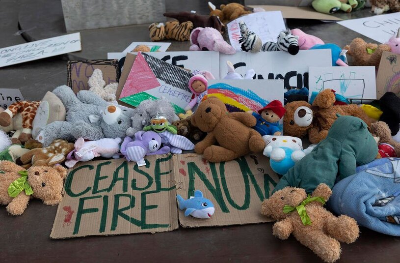 دیدنی های امروز؛ از کنفرانس جهانی اینترنت تا یادبود کودکان غزه به یاد کودکان غزه