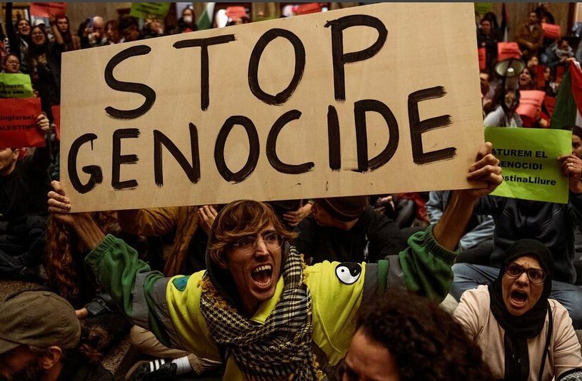 دیدنی های امروز؛ بزرگ ترین تظاهرات حامیان فلسطین در لندن تظاهرات بزرگ حامیان فلسطین در شهر بارسلونا اسپانیا