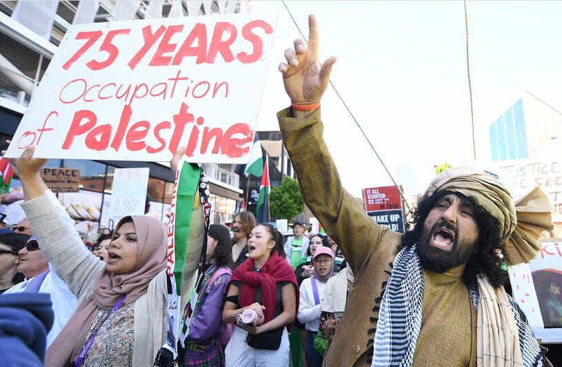 دیدنی های امروز؛ بزرگ ترین تظاهرات حامیان فلسطین در لندن تظاهرات نیوزیلندی ها در همبستگی با ملت فلسطین