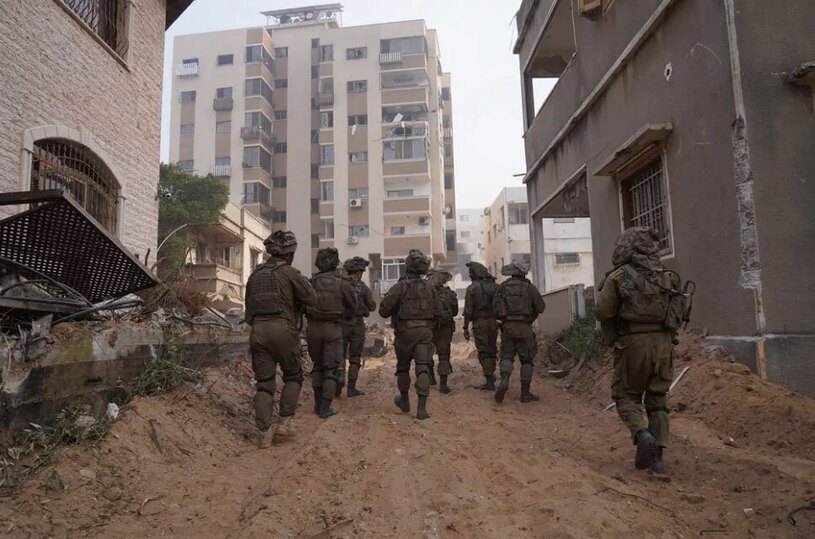 دیدنی های امروز؛ از تمرینات یک مدرسه نظامی در روسیه تا وضع فاجعه بار بیمارستان غزه عملیات زمینی نیروهای اسراییلی در غزه/ رویترز