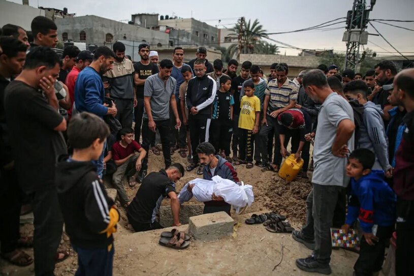 دیدنی های امروز؛ از تمرینات یک مدرسه نظامی در روسیه تا وضع فاجعه بار بیمارستان غزه مراسم تدفین شهدای فلسطینی