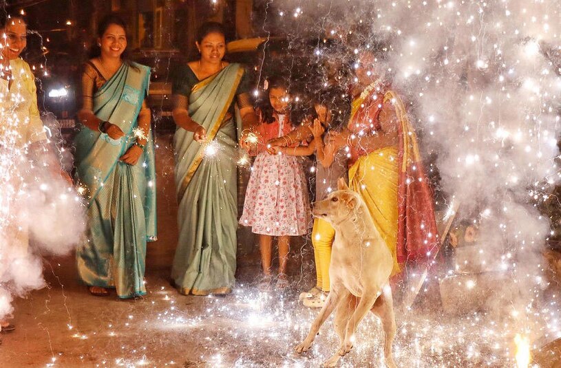 دیدنی های امروز؛ از تمرینات یک مدرسه نظامی در روسیه تا وضع فاجعه بار بیمارستان غزه جشنواره آیینی دیوالی در هند