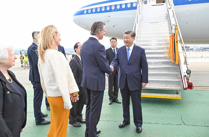 ورود رییس جمهوری چین به فرودگاه شهر سانفرانسیسکو