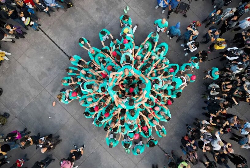 تشکیل یک هرم انسانی در مکزیک